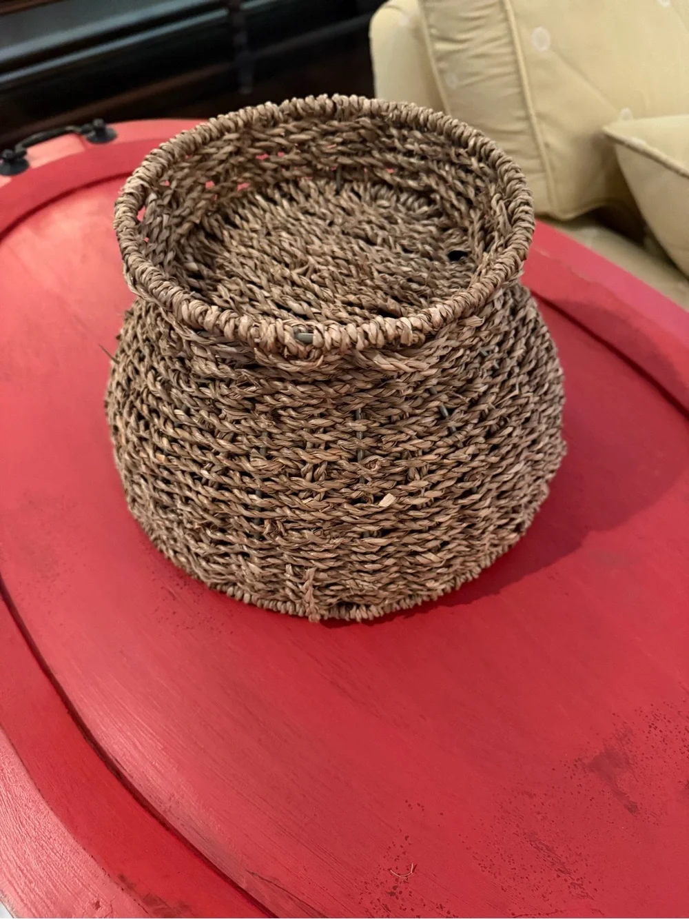 Set of 3️⃣ Baskets - 2️⃣ Natural Seagrass & 1️⃣ Gold-Tone Metal
